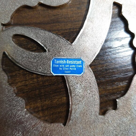 Vintage Holiday Wreath Trivet Silver plate Enamel By Wm. A. Rogers 1986 Japan - Picture 12 of 16